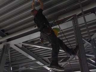 Lautsprecher Montage BMW - Welt München